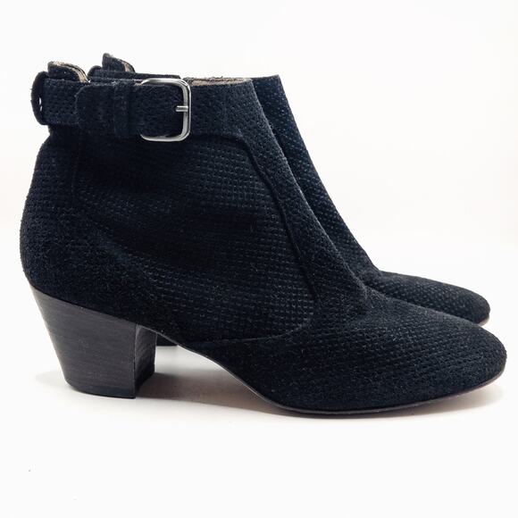 Aquatalia Women’s Ankle Boots Black Suede Size 7 Quiet Luxury Italian Minimalist - Picture 5 of 7